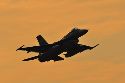 F16-Silhouette